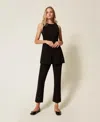 Twinset Pantalon Avec Broderie Florale In Black