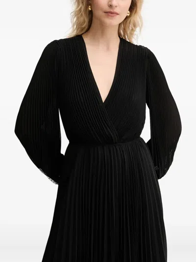 Twinset Pleated Georgette Maxi Dress In Black