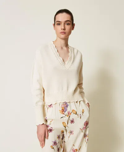 Twinset Pull Avec Bords Festonnés In Yellow