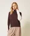 Twinset Pull Col Roulé En Laine Mélangée Bicolore In Burgundy