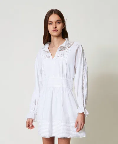 Twinset Robe Courte En Mousseline Avec Broderie In White