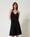 Twinset Robe Midi En Maille Avec Dentelle In Black