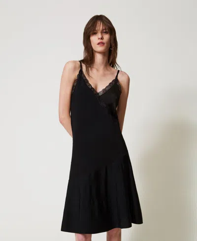 Twinset Robe Midi En Maille Avec Dentelle In Black