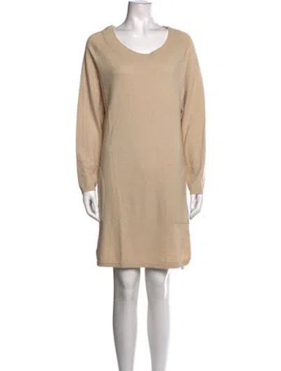 Pre-owned Twinset Scoop Neck Knee-length Dress In Neutrals
