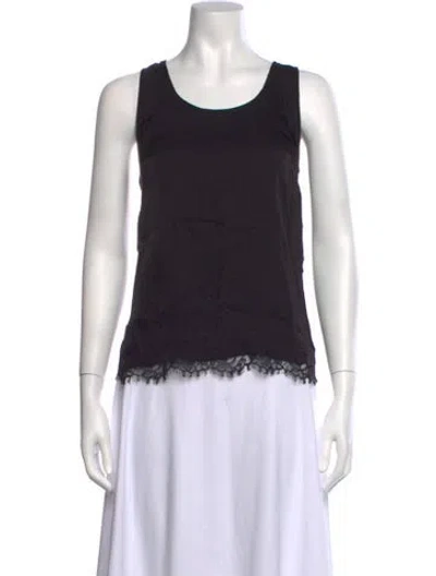 Pre-owned Twinset Scoop Neck Sleeveless Top In Black