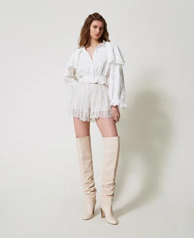 Twinset Short « Giglio » En Dentelle Avec Fronce In White