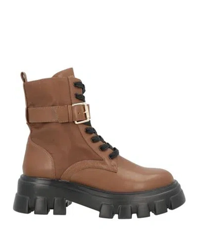 Twinset Woman Ankle Boots Brown Size 8 Textile Fibers