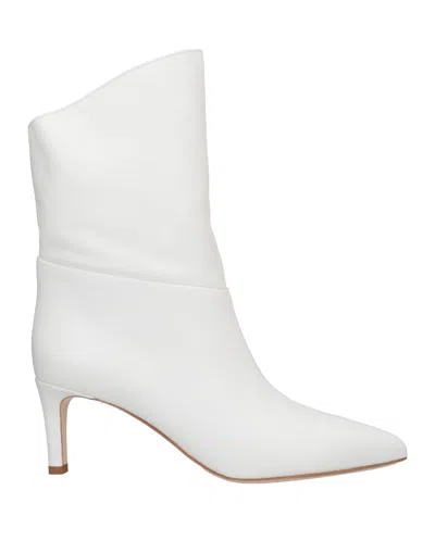 Twinset Ankle Boots In White