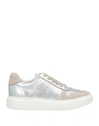 Twinset Woman Sneakers Silver Size 7 Leather
