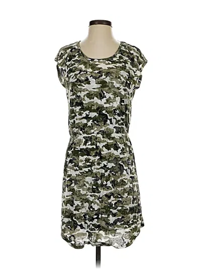 Pre-owned Two By Vince Camuto Casual Dress In Green