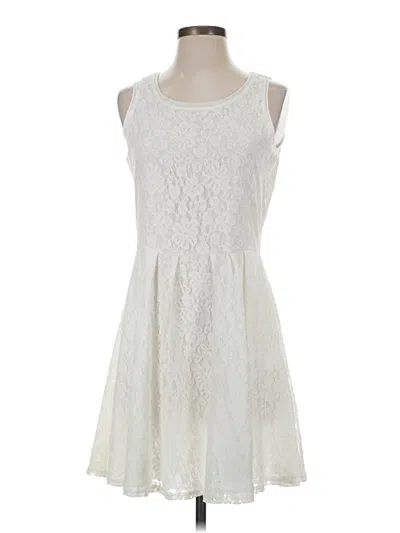 Pre-owned Two By Vince Camuto Cocktail Dress In Ivory