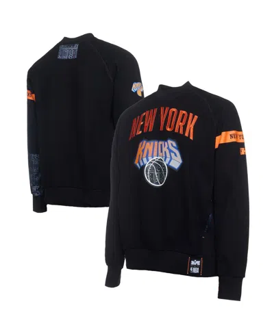Two Hype X Nba Men's Black New York Knicks Culture Hoops Collection Premium Pullover Sweatshirt