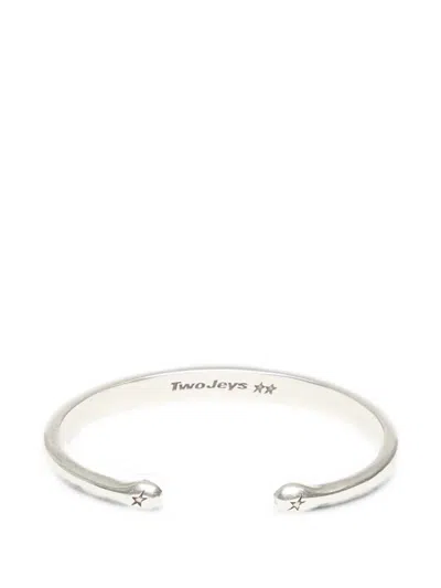 Twojeys Star-engraved Open Cuff Bracelet In Metallic