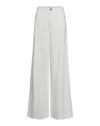 Twp Dancing In The Dark Jean In White