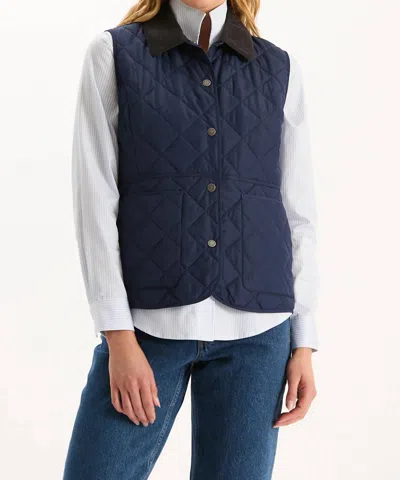 Tyler Boe Amoreena Vest In Navy In Blue