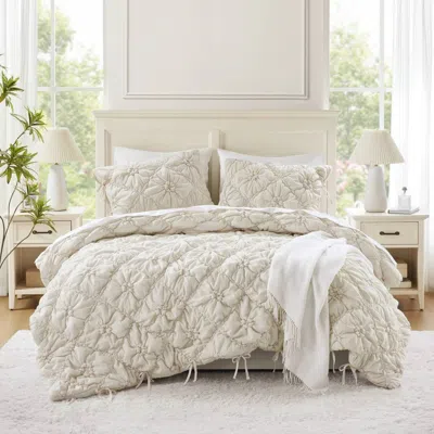 Tyno 3pcs Full/queen Comforter Set In White