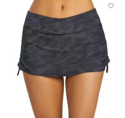 Tyr Della Skort In Black Camo