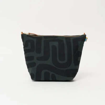 Ubuntu Life Jumbo Convertible Pouch