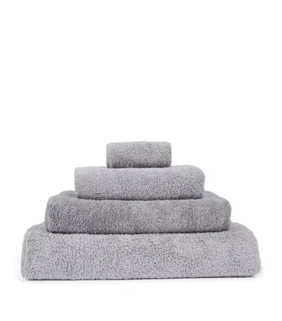 Uchino Zero Twist Bath Towel In Gray