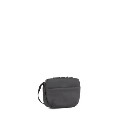 Ucon Acrobatics Matt Shoulder Bag In Black