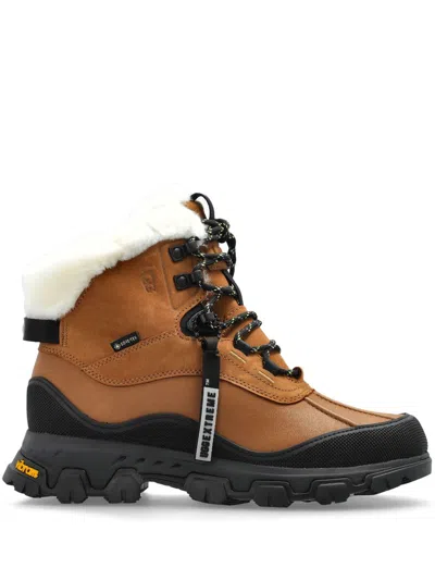 UGG ADIRONDACK MERIDIAN BOOTS