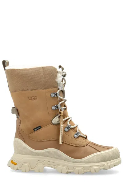 Ugg Adirondack Meridian Lace In Beige