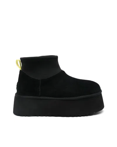 Ugg Ankle Boot In Black
