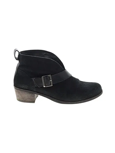 Pre-owned Ugg Ankle Boots In Black