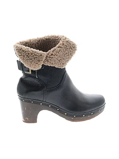 Pre-owned Ugg Ankle Boots In Black