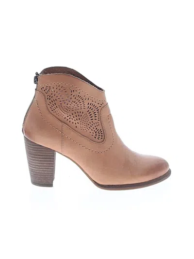 Pre-owned Ugg Ankle Boots In Brown