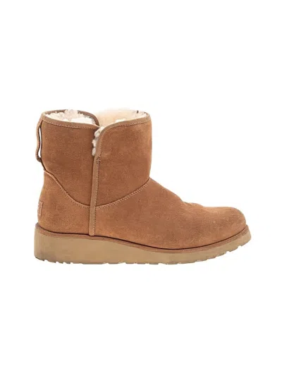 Pre-owned Ugg Ankle Boots In Tan