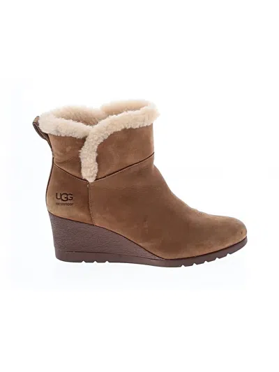 Pre-owned Ugg Ankle Boots In Tan