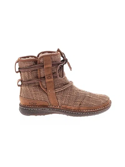 Pre-owned Ugg Ankle Boots In Tan