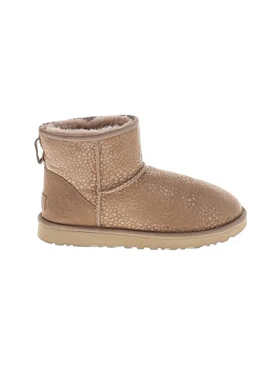 Pre-owned Ugg Ankle Boots In Tan
