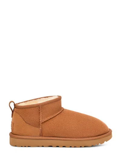 Ugg Ankle Boots With Asymmetrical Top Edge And Overlock Stitching In Orange