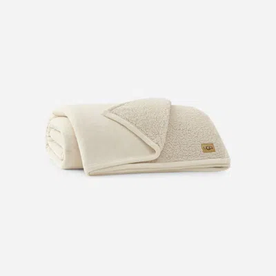 Ugg ® Avery Xl Throw 90"x92" Blankets In Birch In Neutral