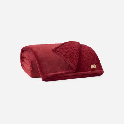 Ugg ® Avery Xl Throw 90"x92" Blankets In Coffee Berry In Red