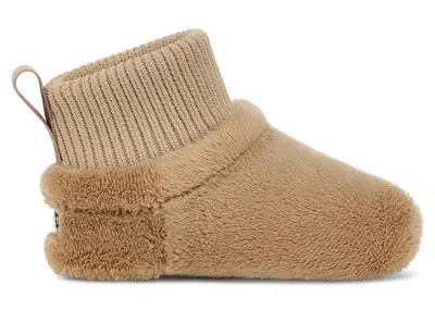 Pre-owned Ugg Baby Nesti (infant) Sneakers In Mustard Seed
