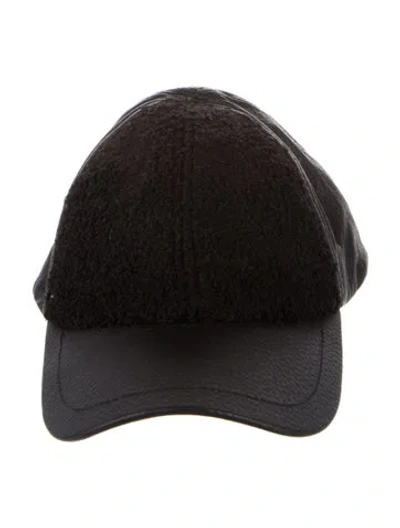 Pre-owned Ugg Baseball Cap In Black