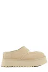 Ugg Bea Cut-out Detailed Slip-on Slippers In Neutral