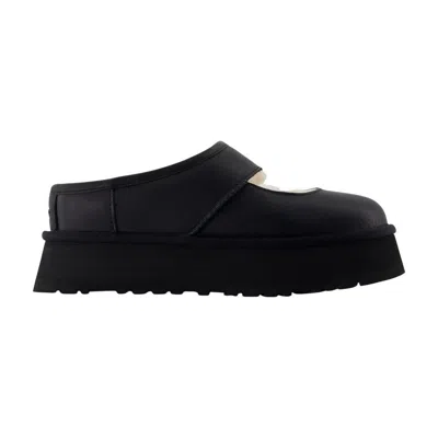 Ugg Bea Mary Jane In Black