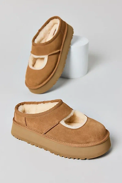 UGG WOMEN'S BEA SHEARLING PLATFORM MARY JANE SHOE IN CHESTNUT, WOMEN'S AT URBAN OUTFITTERS