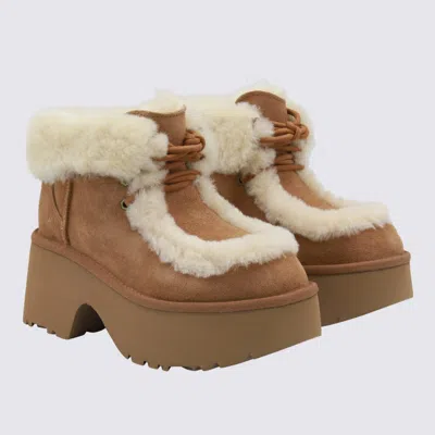 UGG BEIGE ESMEE BOOTS