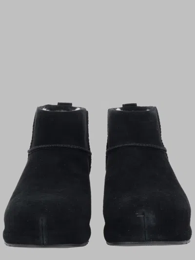 Ugg In Black