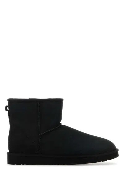 UGG BLACK SUEDE CLASSIC MINI II ANKLE BOOTS