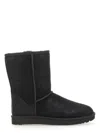 Ugg Boot Classic Short Ii In Black