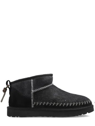 Ugg Boot Classic Ultra Mini Biarritz In Black
