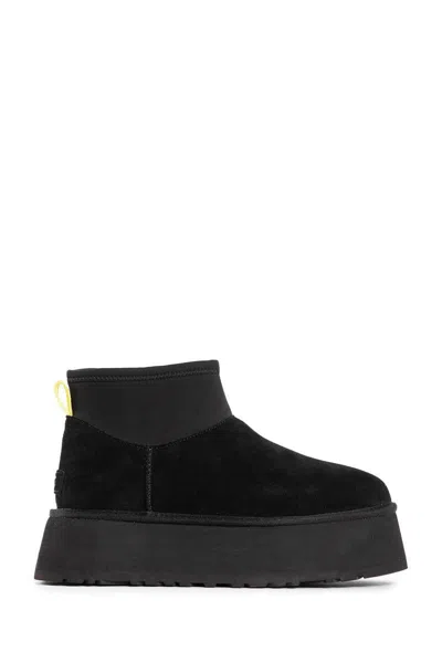 Ugg Boots In Black