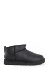 Ugg Stivali Classici Ultra Mini In Pelle In Black