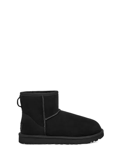 UGG UGG BOOTS BLACK